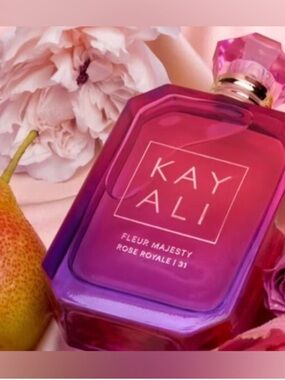 KAYALI Fleur Majesty Rose Royale l31 Eau de P4rfum 1.7 fl oz. 💐